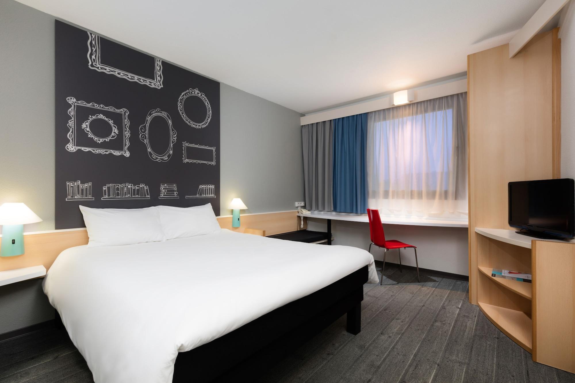 Ibis Szczecin Centrum Exteriör bild