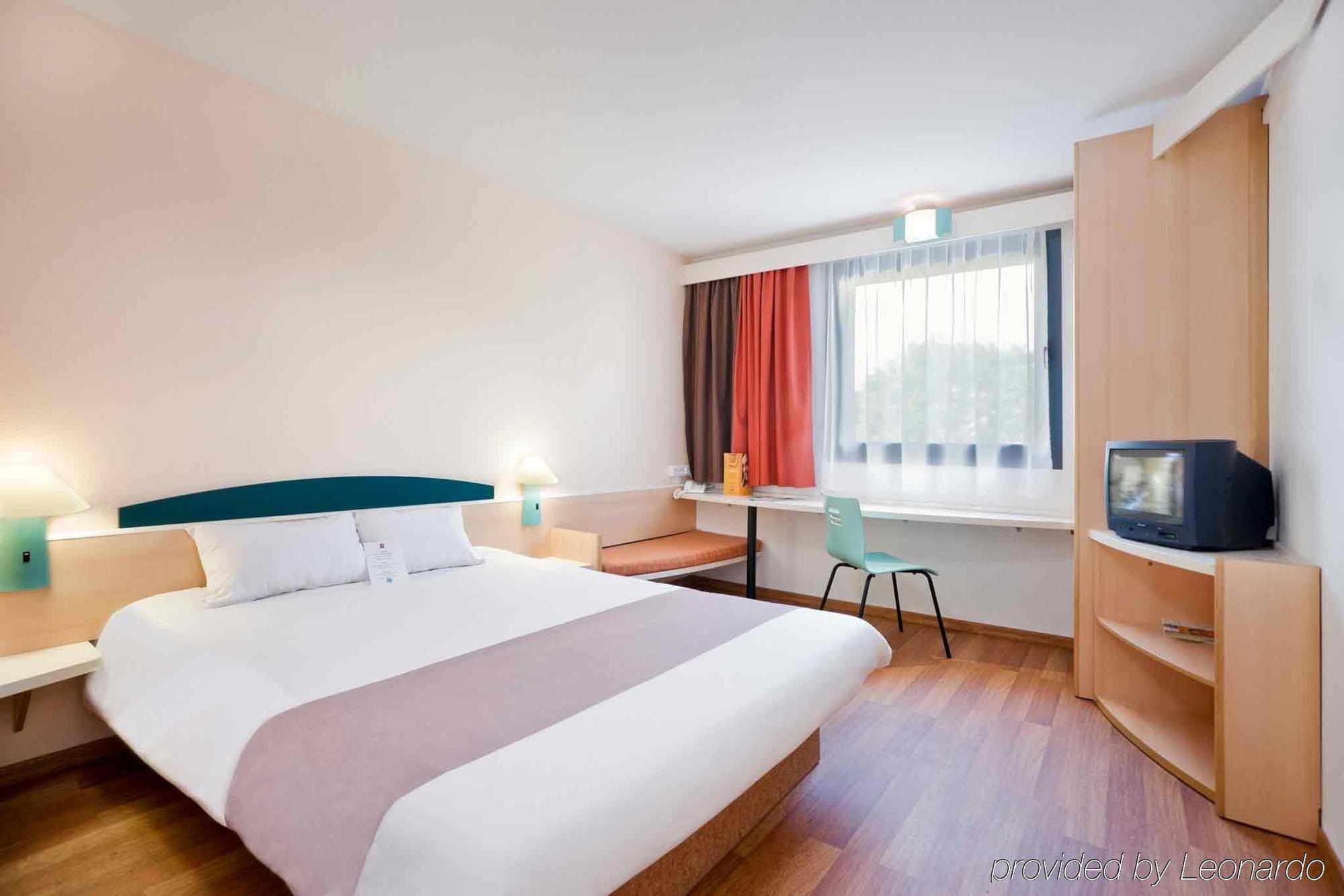 Ibis Szczecin Centrum Exteriör bild